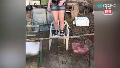 牛人作死搞笑视频泡澡,笑料横生！牛人搞笑视频大集合